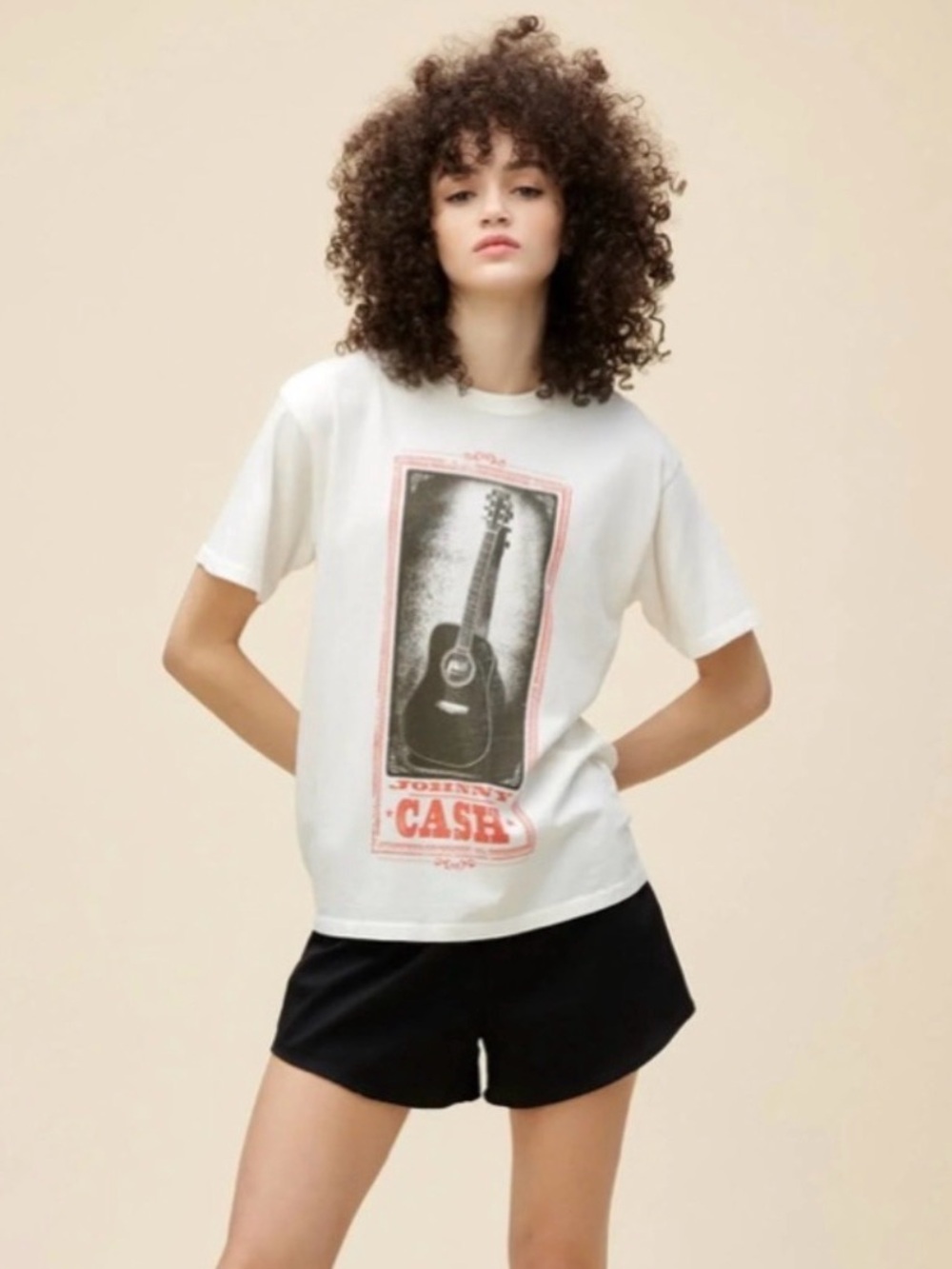 Daydreamer New The Johnny Cash Guitar
Weekend Tee by Daydreamer Size S